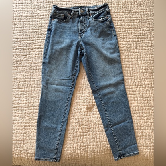 Old Navy extra stretch high-rise OG straight secret smooth pocket jeans size 4 - Picture 1 of 8